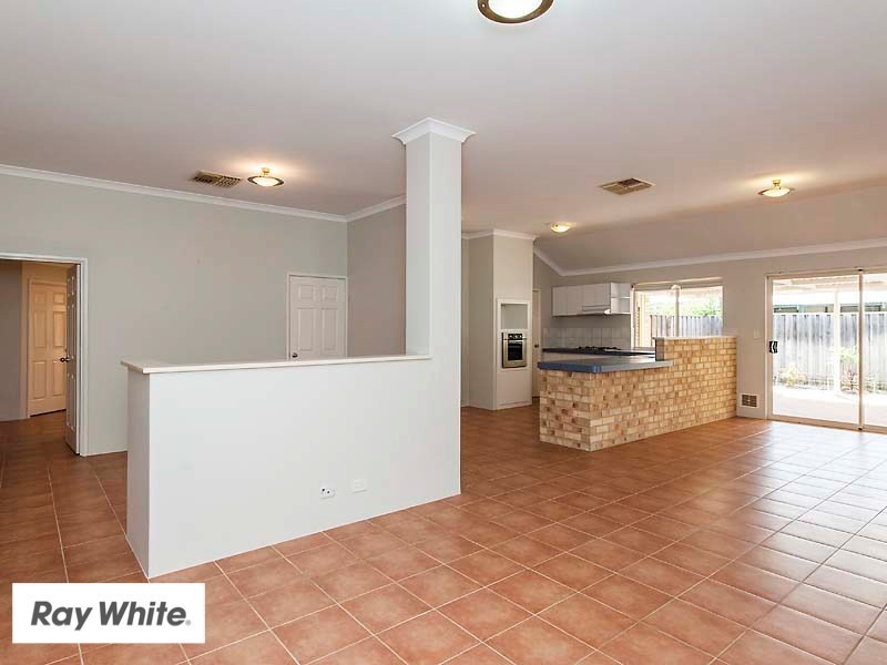 4 Lissadell Terrace, Ellenbrook WA 6069