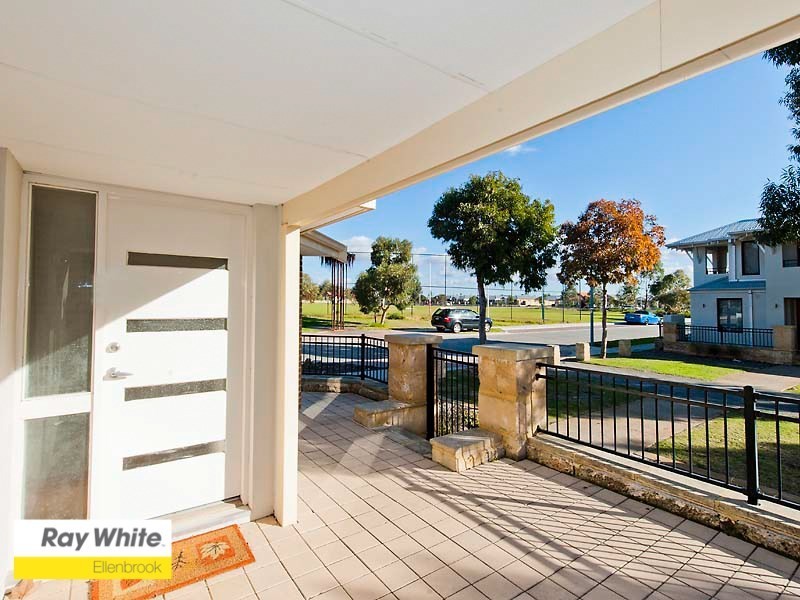 1 Skye Lane, Ellenbrook WA 6069