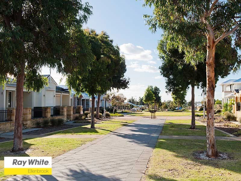 1 Skye Lane, Ellenbrook WA 6069