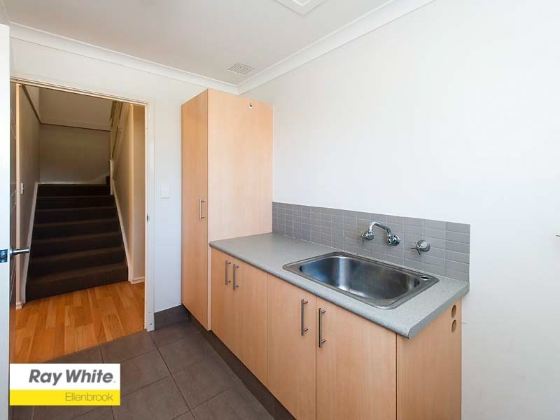 1 Skye Lane, Ellenbrook WA 6069