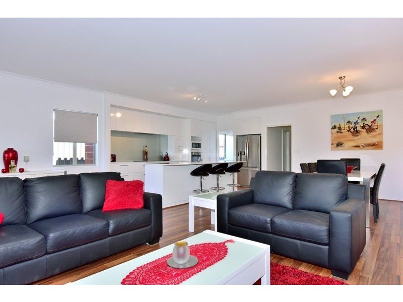 10 Beckett Street, Aveley WA 6069