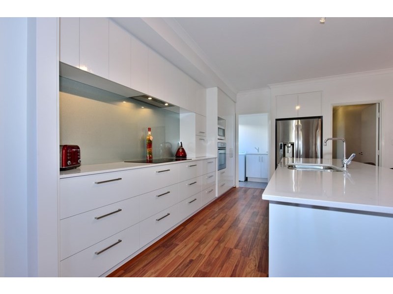 10 Beckett Street, Aveley WA 6069