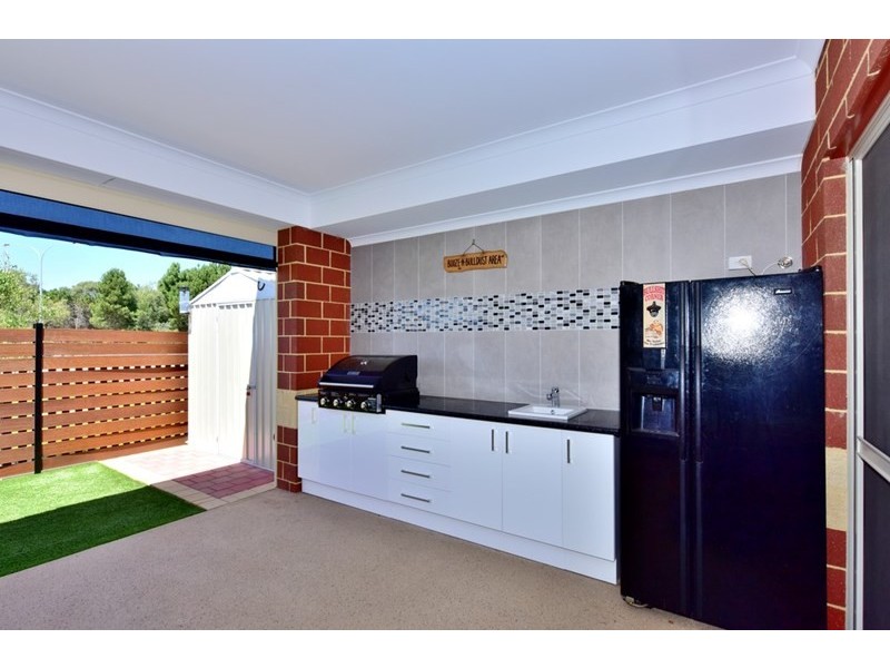 10 Beckett Street, Aveley WA 6069