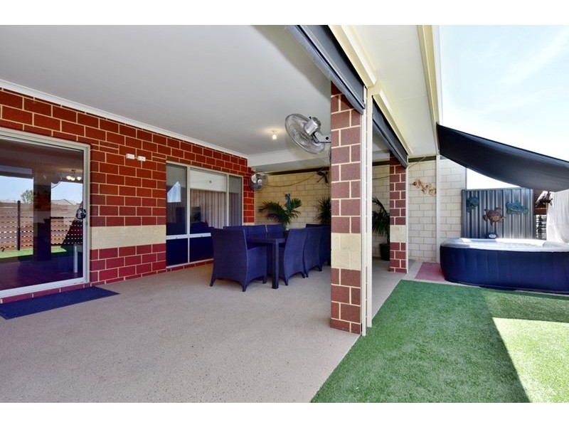 10 Beckett Street, Aveley WA 6069