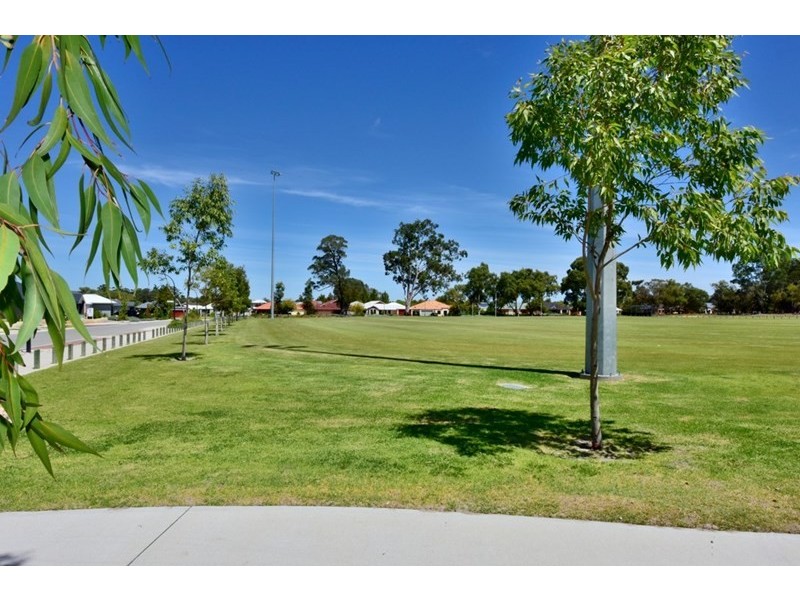 10 Beckett Street, Aveley WA 6069