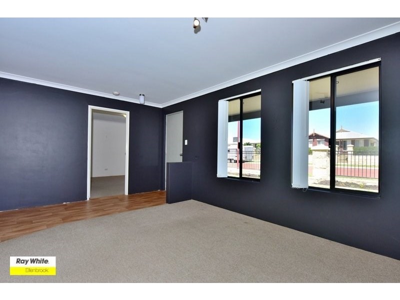 15 Elmina Avenue, Ellenbrook WA 6069