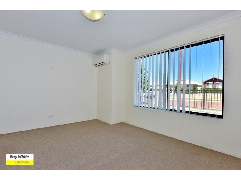 15 Elmina Avenue, Ellenbrook WA 6069