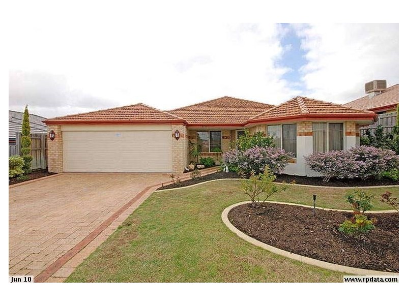 18 Rocklea Crescent, Ellenbrook WA 6069