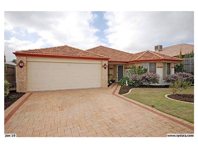 18 Rocklea Crescent, Ellenbrook WA 6069