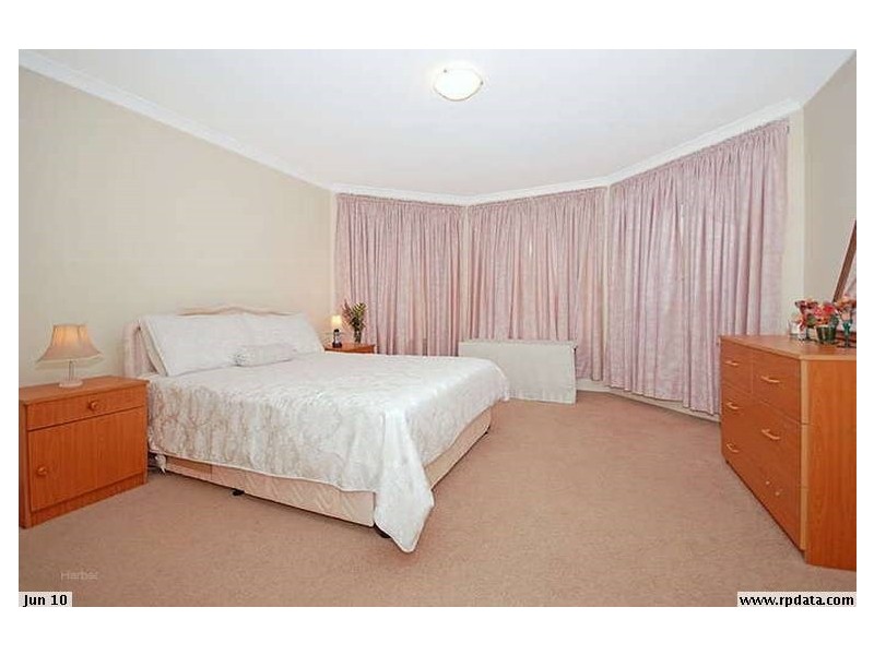 18 Rocklea Crescent, Ellenbrook WA 6069