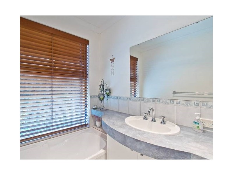 71 San Lorenzo Boulevard, Ellenbrook WA 6069