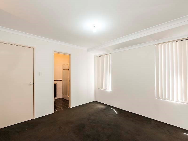 21 Larrawa Circle, Ellenbrook WA 6069