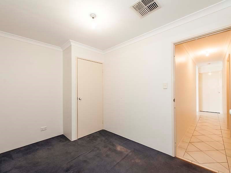 21 Larrawa Circle, Ellenbrook WA 6069