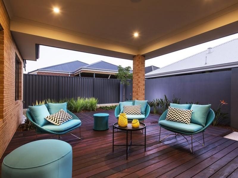 10 Virago Street, Aveley WA 6069