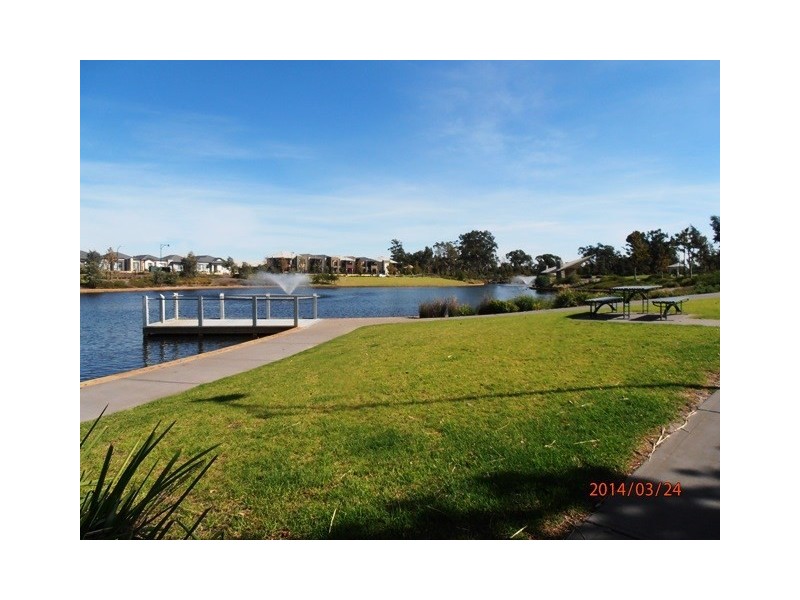 10 Virago Street, Aveley WA 6069