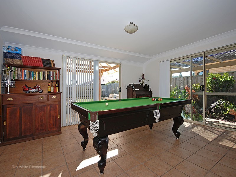 14 Flora Valley Grove, Ellenbrook WA 6069