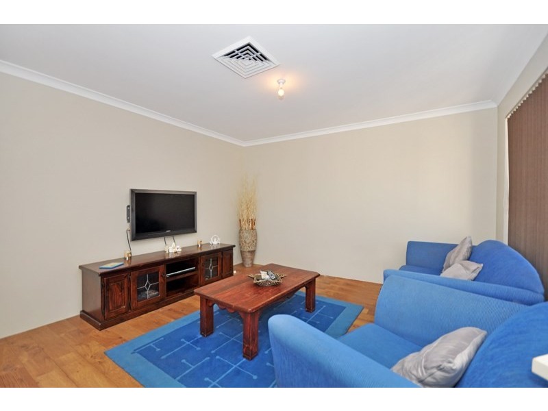 5 Paxton Court, Ellenbrook WA 6069