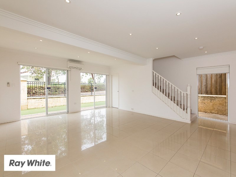 5 Auberge Lane, The Vines WA 6069