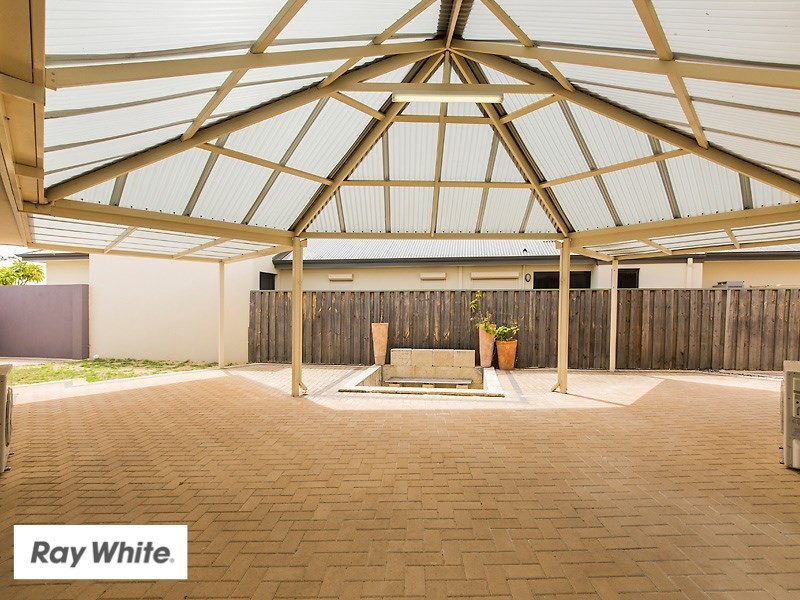 5 Auberge Lane, The Vines WA 6069