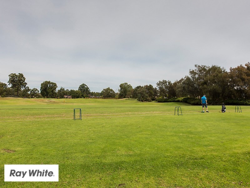 5 Auberge Lane, The Vines WA 6069