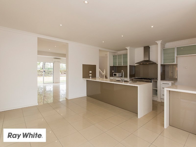 5 Auberge Lane, The Vines WA 6069