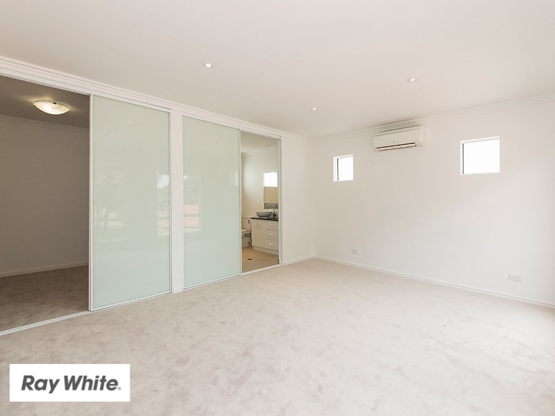5 Auberge Lane, The Vines WA 6069
