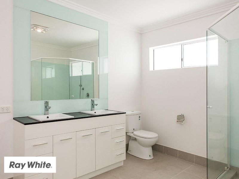 5 Auberge Lane, The Vines WA 6069