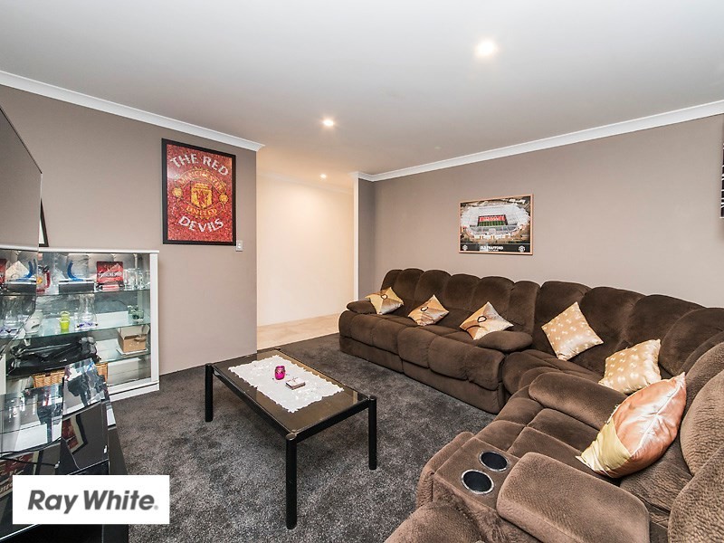 11 Cadogan Outlook, Ellenbrook WA 6069