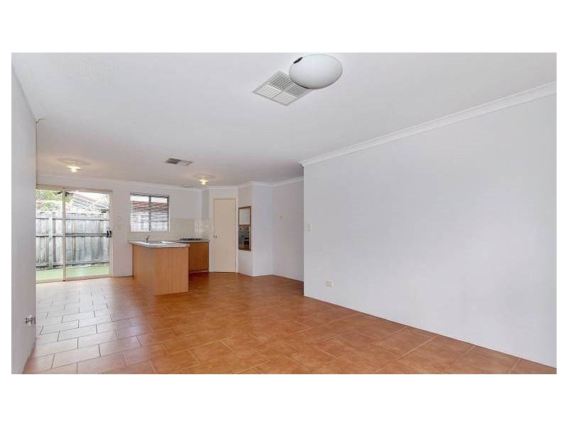 42 Halpin Circle, Ellenbrook WA 6069