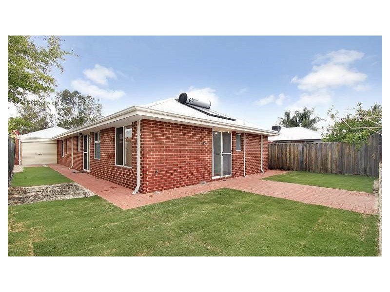 42 Halpin Circle, Ellenbrook WA 6069