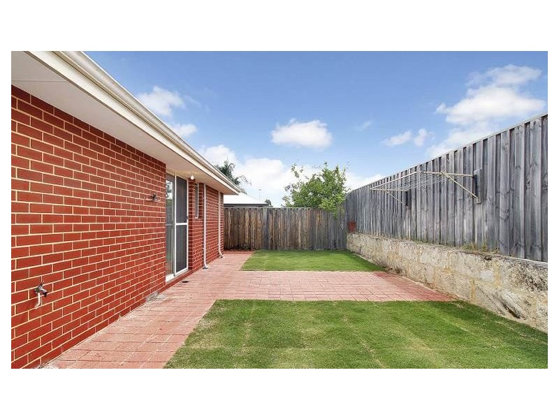 42 Halpin Circle, Ellenbrook WA 6069