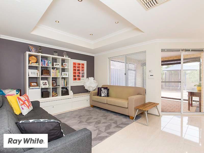 8 Albro Lane, Ellenbrook WA 6069