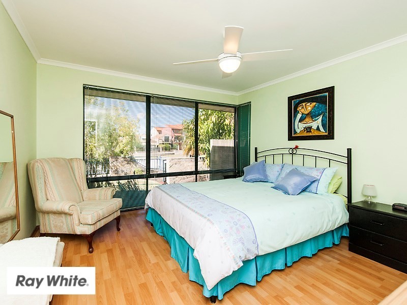 30 Santorini Turn, Ellenbrook WA 6069