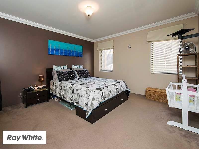 2 Baudin Way, Ellenbrook WA 6069