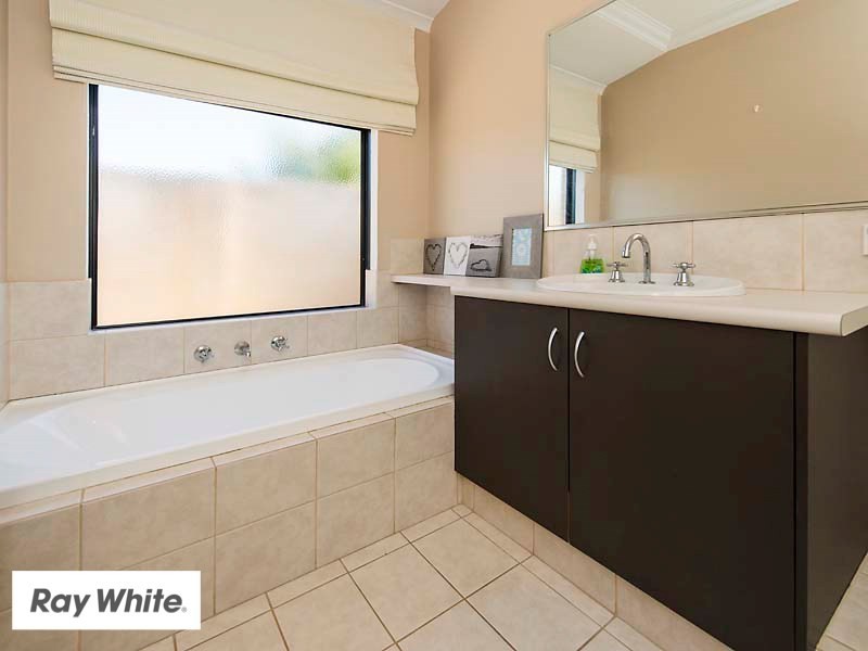 2 Baudin Way, Ellenbrook WA 6069