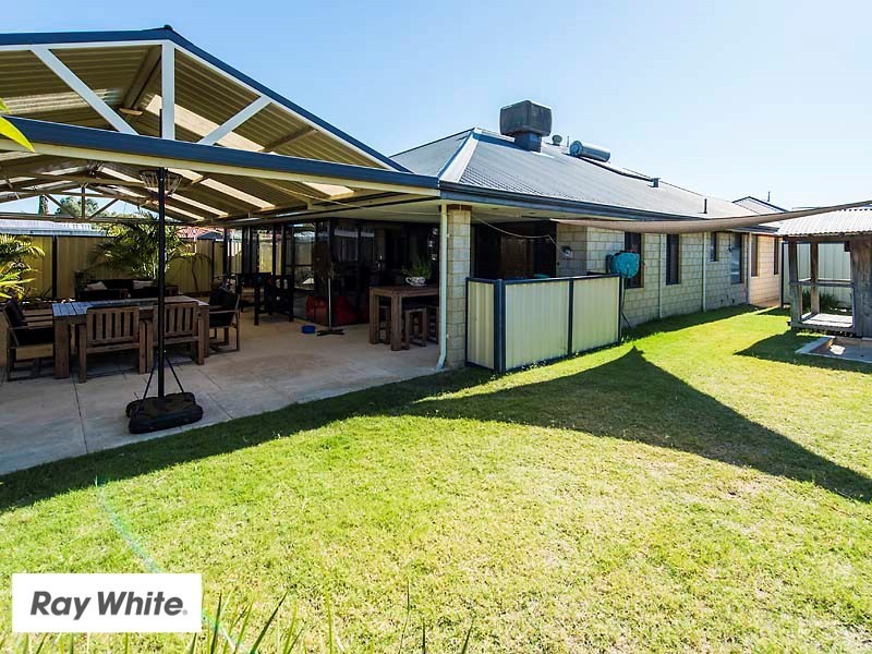 2 Baudin Way, Ellenbrook WA 6069