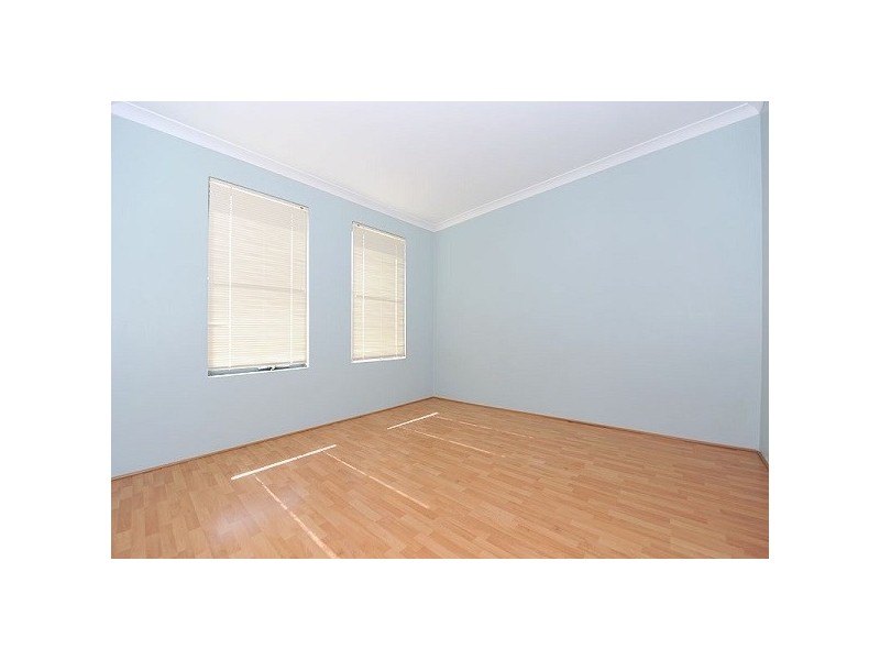 16 St Tropez Vista, Ellenbrook WA 6069