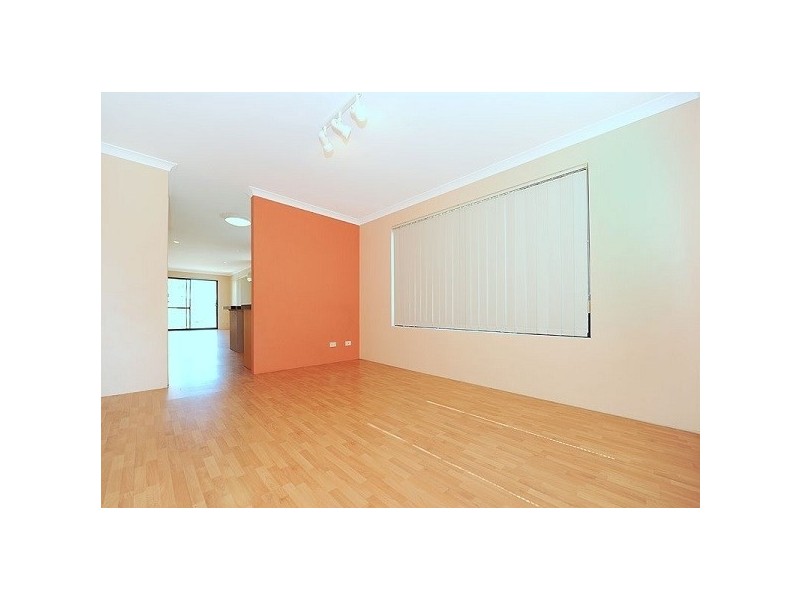 16 St Tropez Vista, Ellenbrook WA 6069