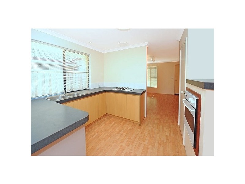 16 St Tropez Vista, Ellenbrook WA 6069