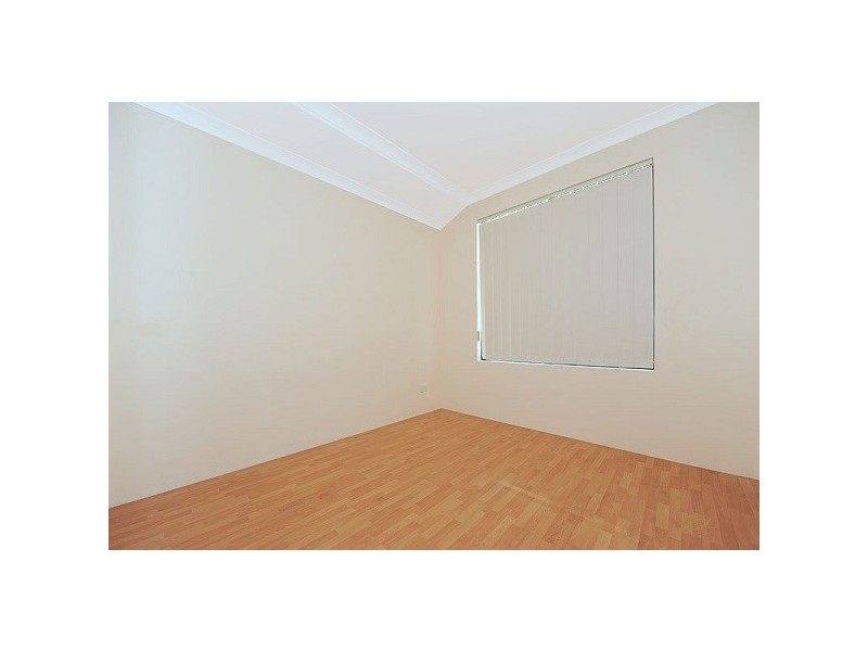 16 St Tropez Vista, Ellenbrook WA 6069