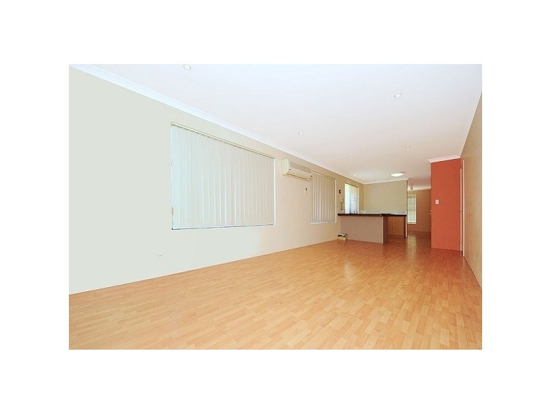 16 St Tropez Vista, Ellenbrook WA 6069