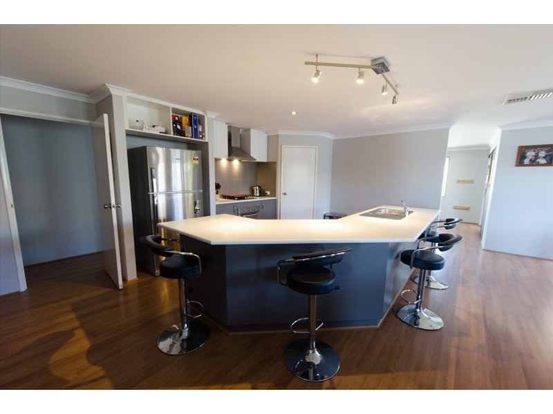 26 Brigalow Bend, Ellenbrook WA 6069