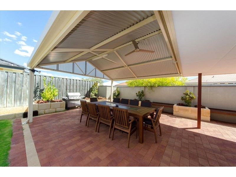 26 Brigalow Bend, Ellenbrook WA 6069