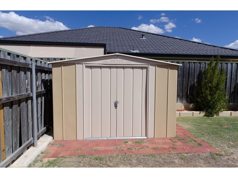 26 Brigalow Bend, Ellenbrook WA 6069