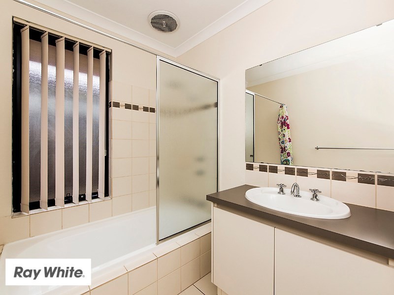 45 Parnham Avenue, Ellenbrook WA 6069