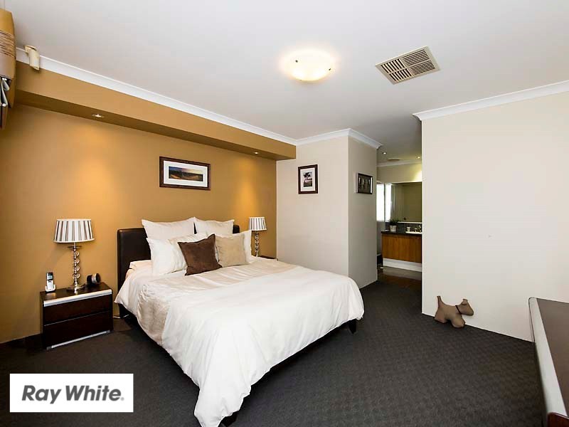 36 Arbor Drive, Ellenbrook WA 6069