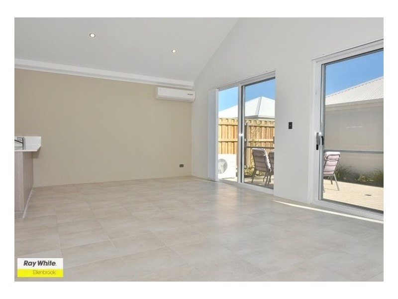 6 Finke Alley, Ellenbrook WA 6069