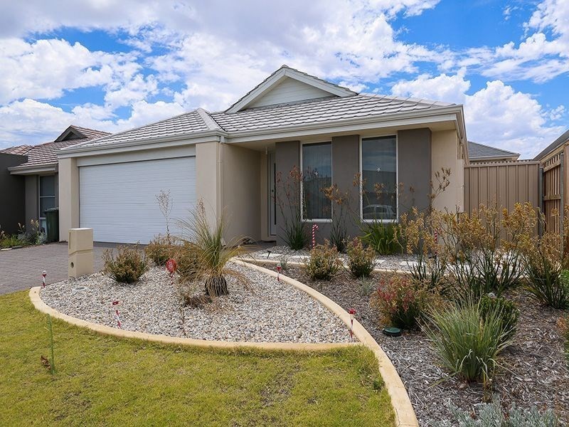 18 Warrego Outlook, Ellenbrook WA 6069