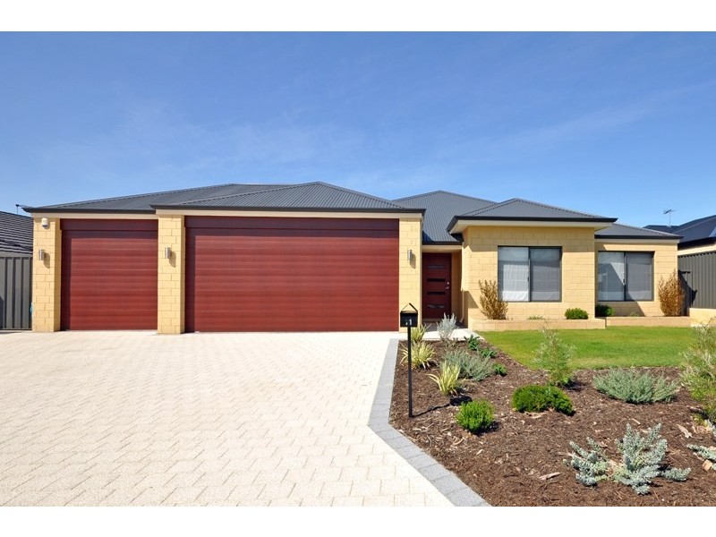 11 Mayroyd Drive, Ellenbrook WA 6069