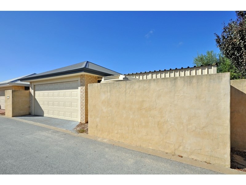 12 Flora Valley Grove, Ellenbrook WA 6069